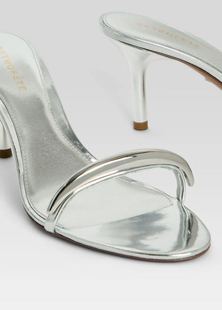 Karli Sandal