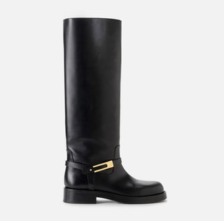 Leather boots with jewel buckle