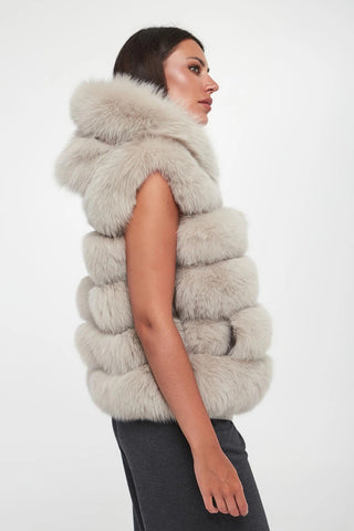 Suprema reversible fox fur gilet, pocket and zip detail